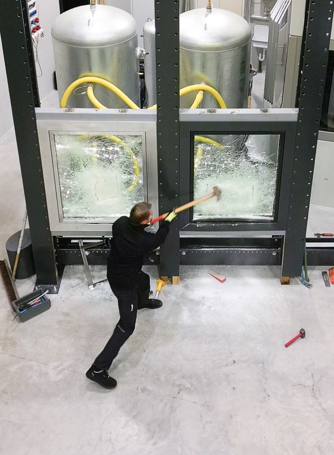 SÄLZER: Ungehemmt am Element - Höchster Schutz bei Vandalismus